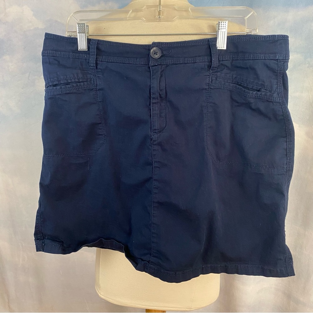 croft & barrow Navy Stretch Skort Size 16